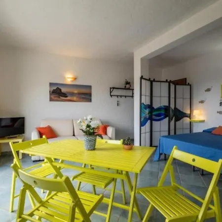Oleandri Rossi Apartment